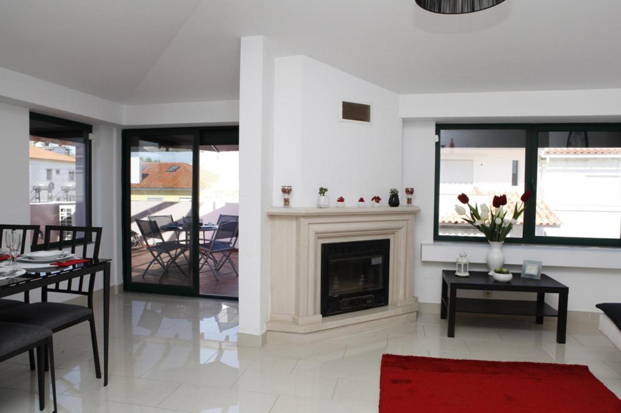 Wondrous Terrace Apartment In Cascais Center Exterior photo