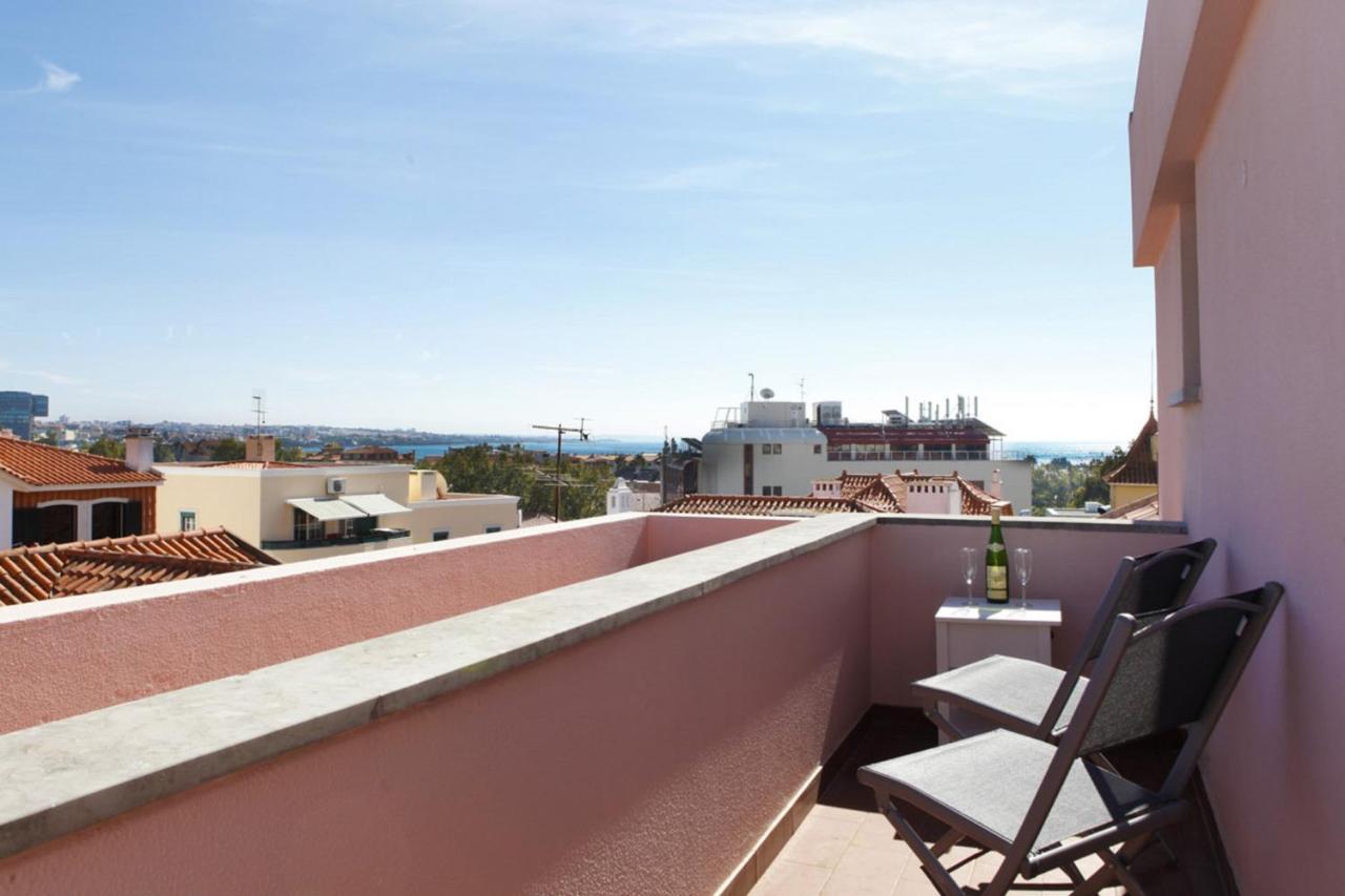 Wondrous Terrace Apartment In Cascais Center Exterior photo